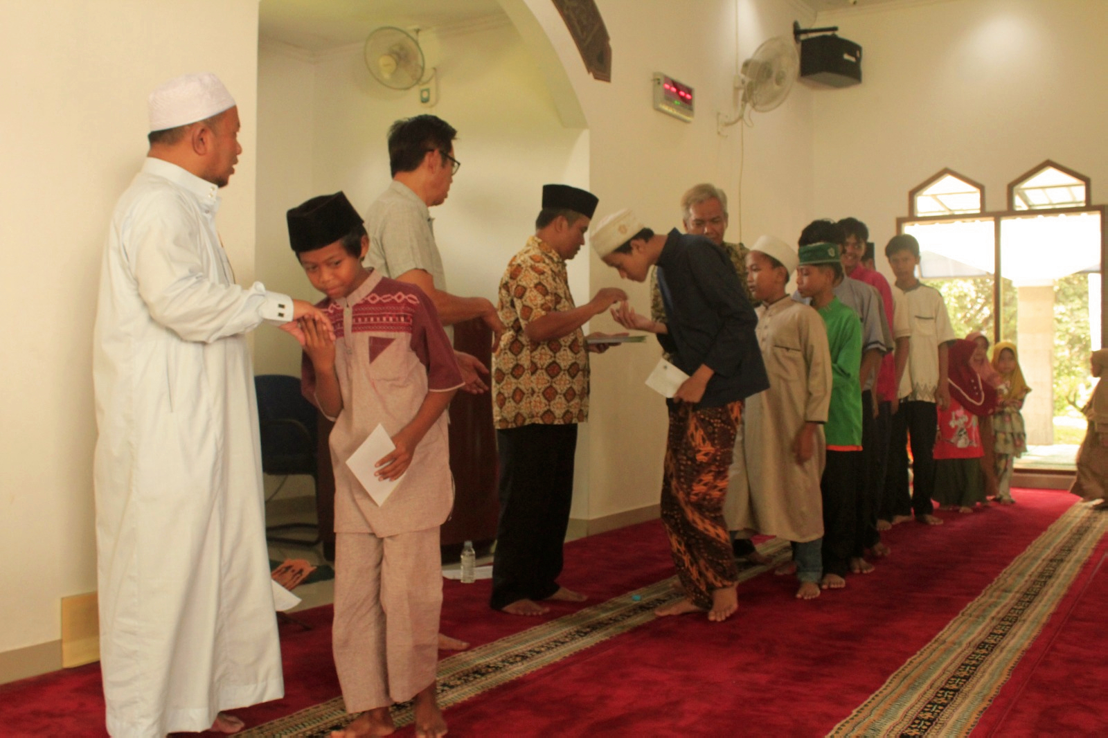 Santunan Anak Yatim & Piatu